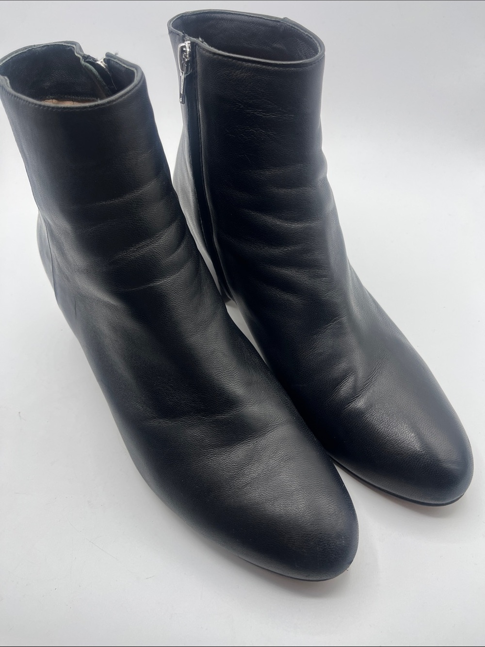 J. Jill Black Leather Rounded-Toe shortBoots with Side Zip
